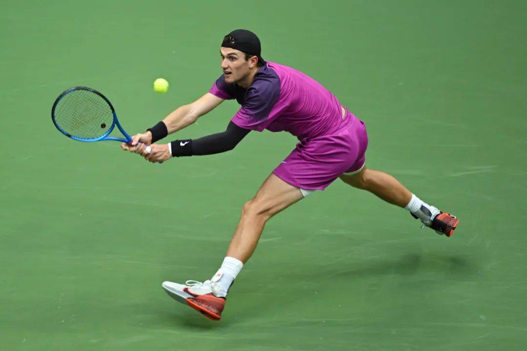 掀翻强敌 掀翻强敌